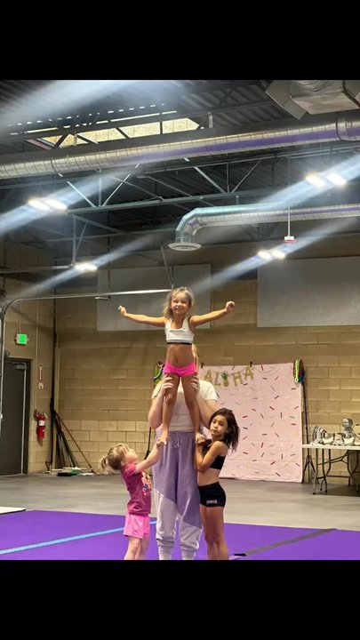 Interstellar Recreation - Tiny team - Cheerleading Near Me - Star, Idaho