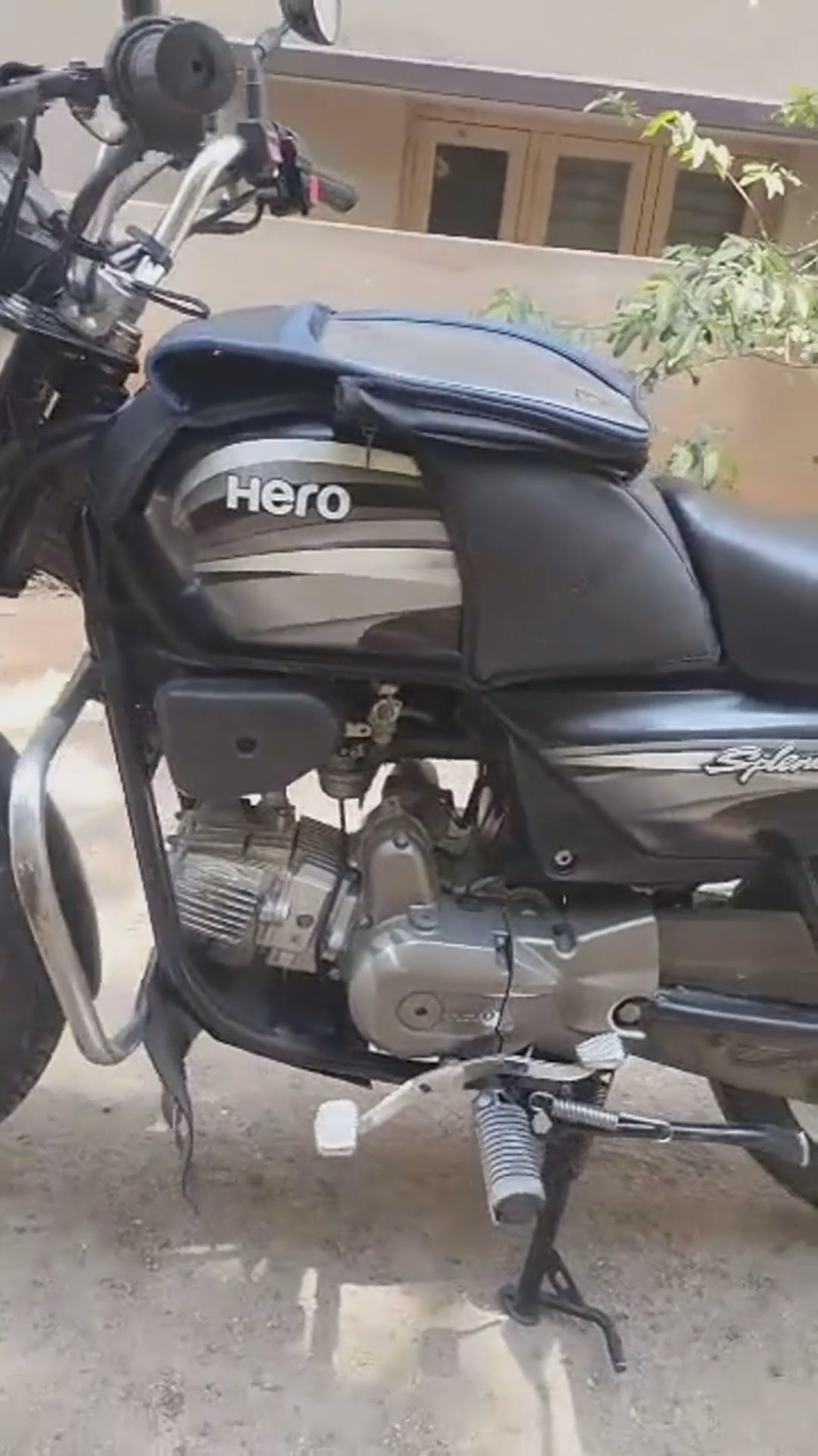 Walk-around video thumbnail