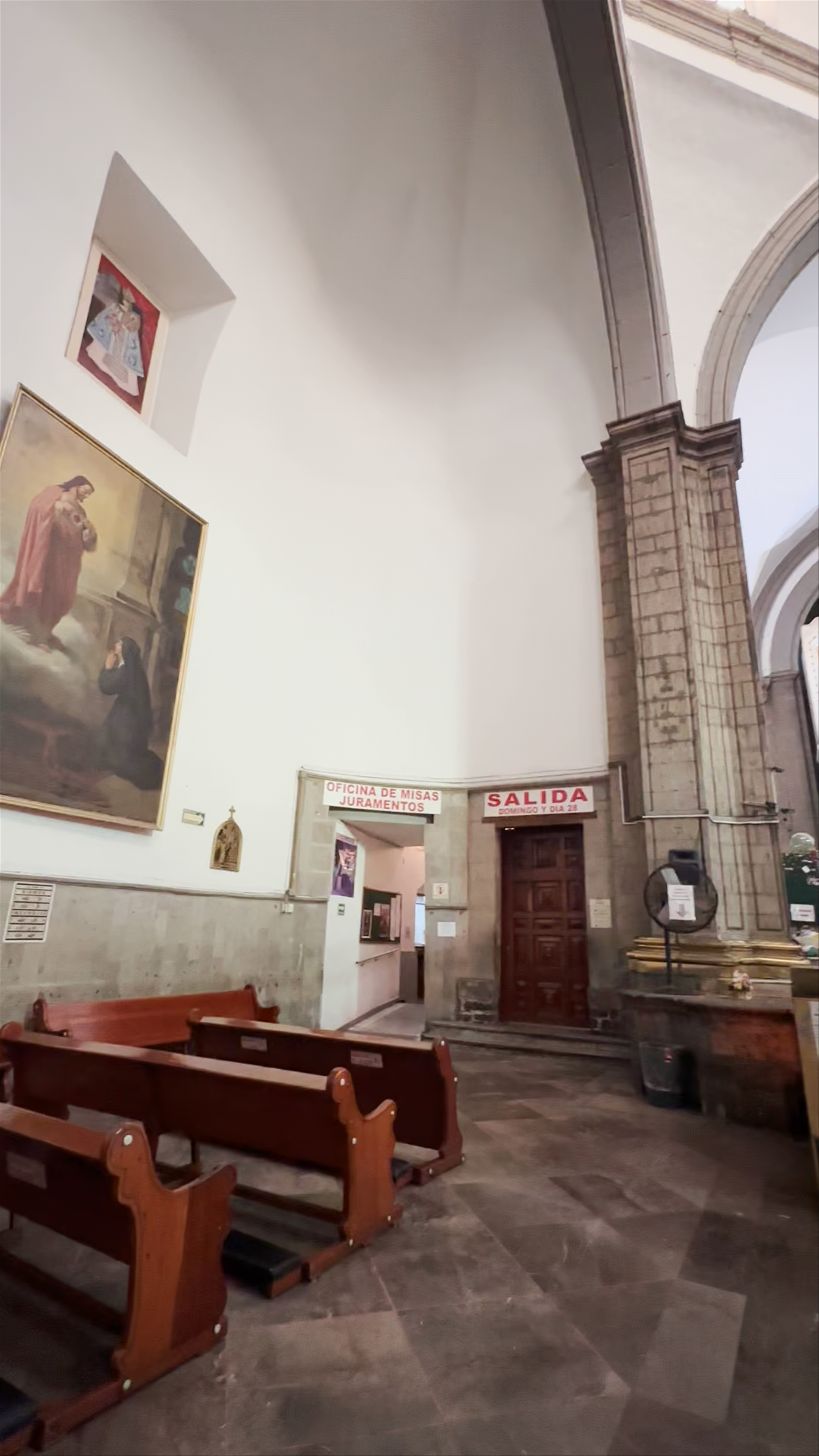 Templo De Los Santos Hipolito Y Casiano - Historic Sanctuary in Mexico City