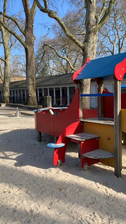 Corams Fields - Playgrounds Near Me - London, XGL