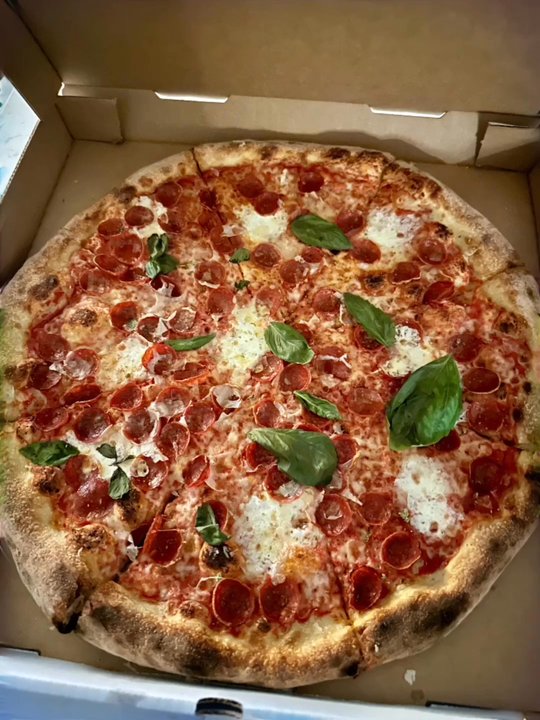 Palm Pizza - Pepperoni Pizza - Pizza Near Me - Austin, Texas