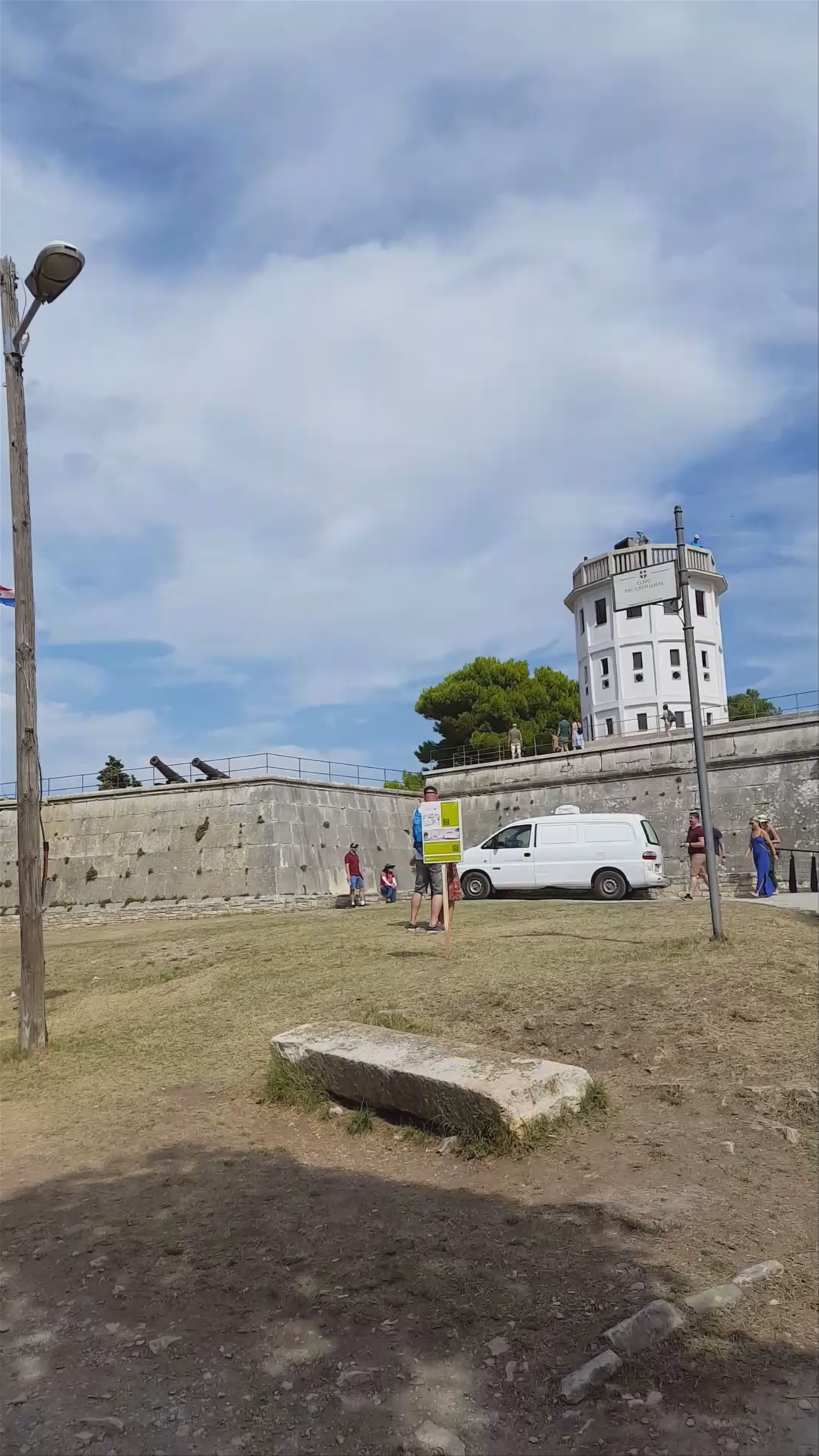 Fortress Kaštel: Historic Views and Coastal Charm in Pula, Croatia