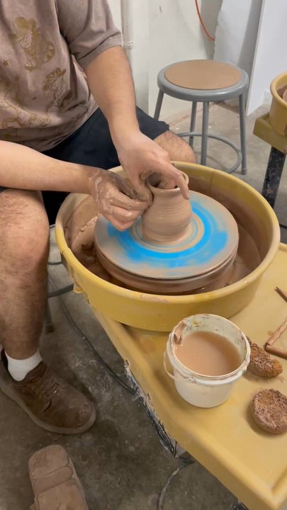 Anhinga Clay Studios - Victor's pottery demo - super smooth and easy!! - Arts & Crafts Near Me - Miami, Florida