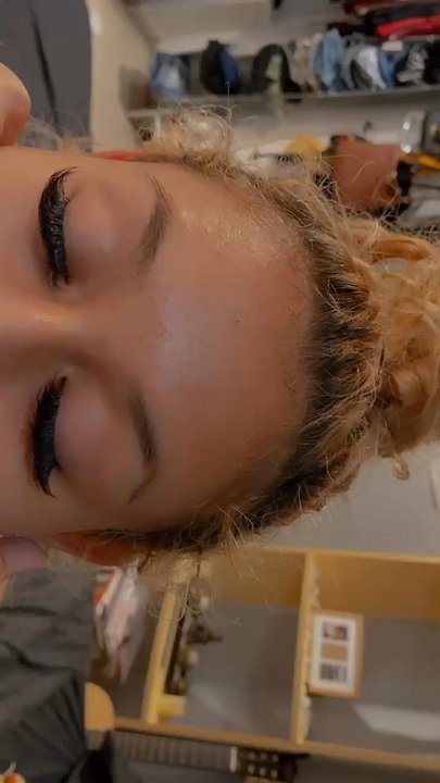 Prettie Lash - Hybrid set - $120 - Eyelash Service Near Me - Queens, New York