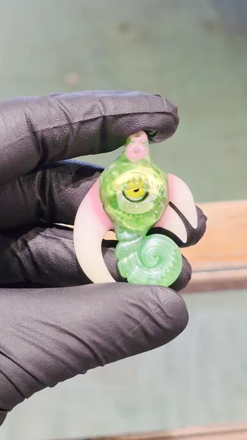 Preview pic of Salt Pendy