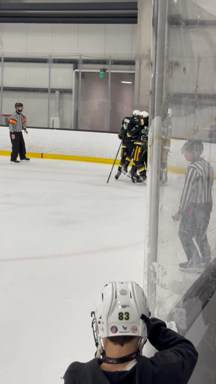 Kane Paul Delivers Game-Winning Short-Side Dagger for Edison Ice Hockey