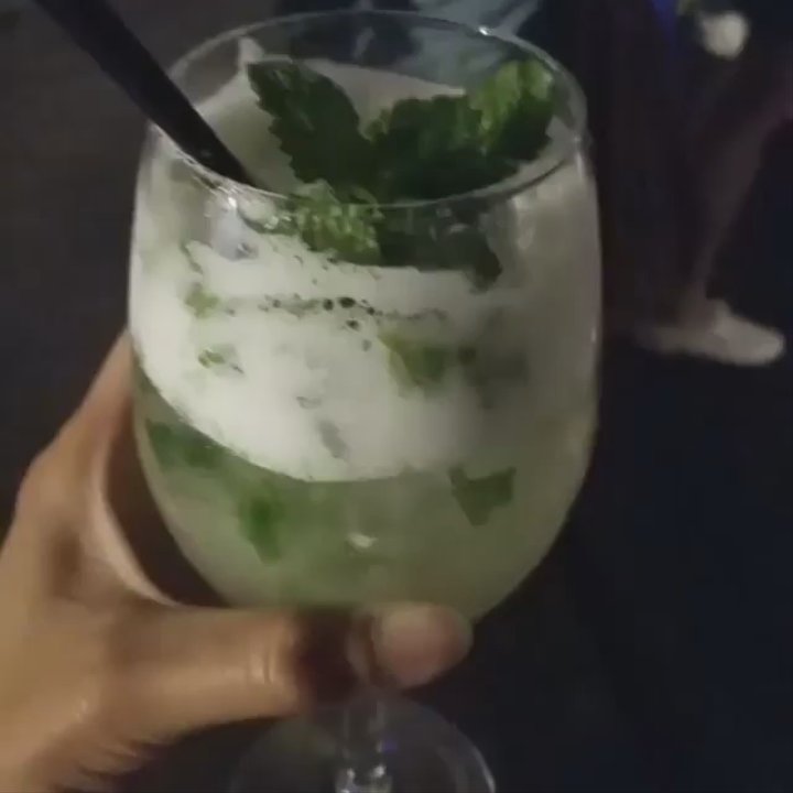 Topo Chiado - Beautiful venue! - Cocktail Bars Near Me - Lisboa, 20