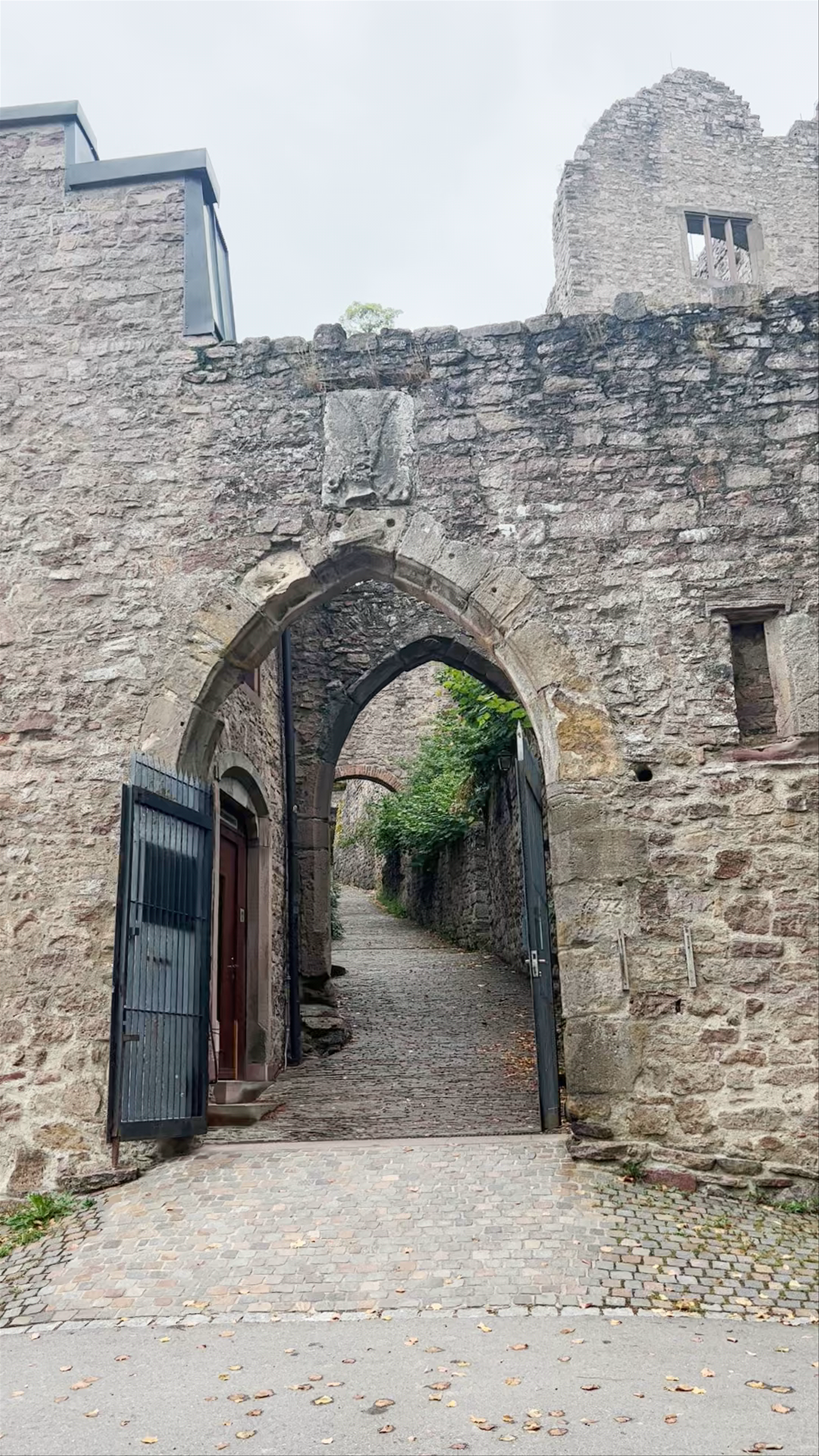 Altes Schloß zu Hohenbaden