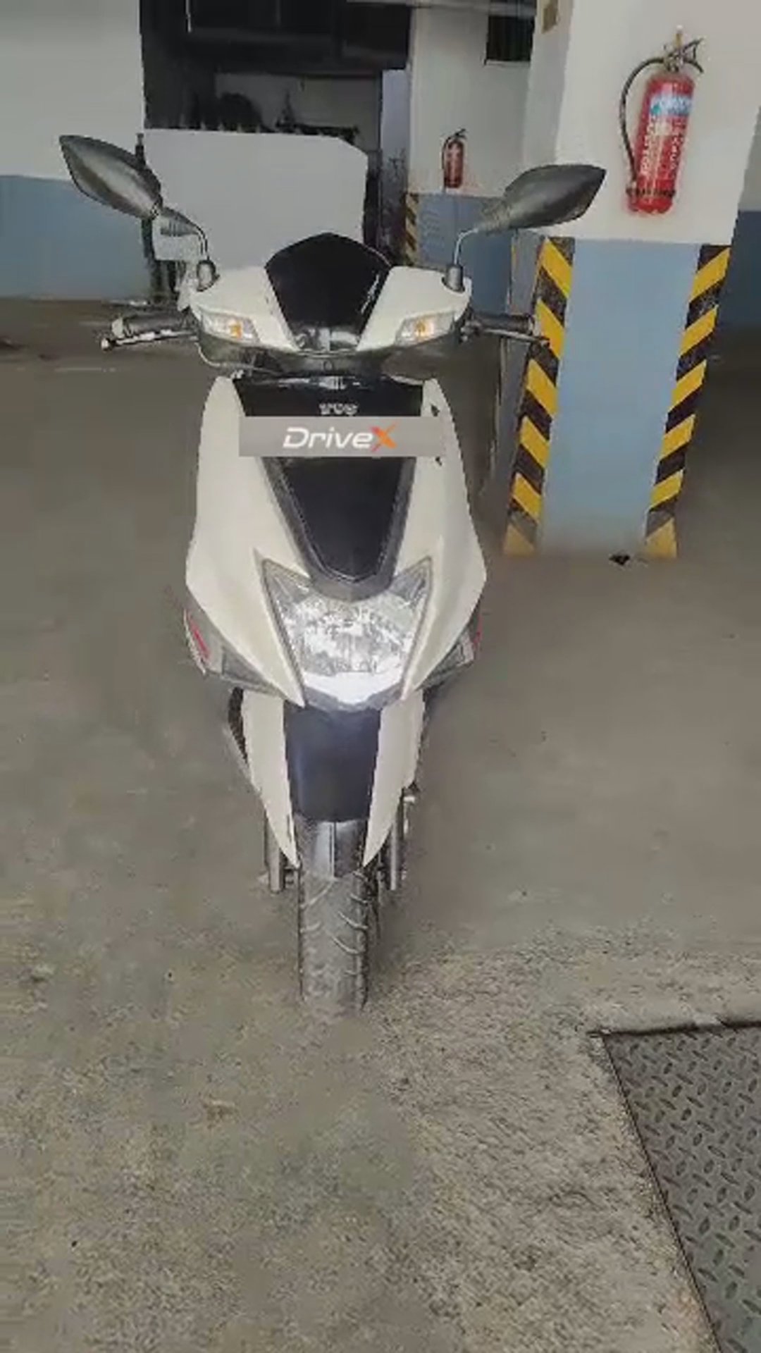 Walk-around video thumbnail