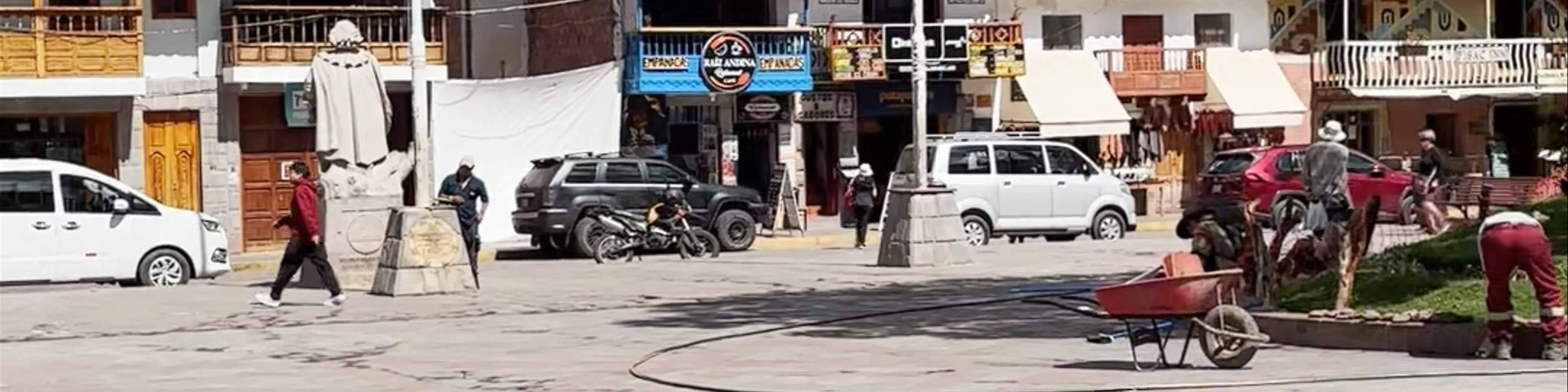 Plaza Constitución de Pisac
