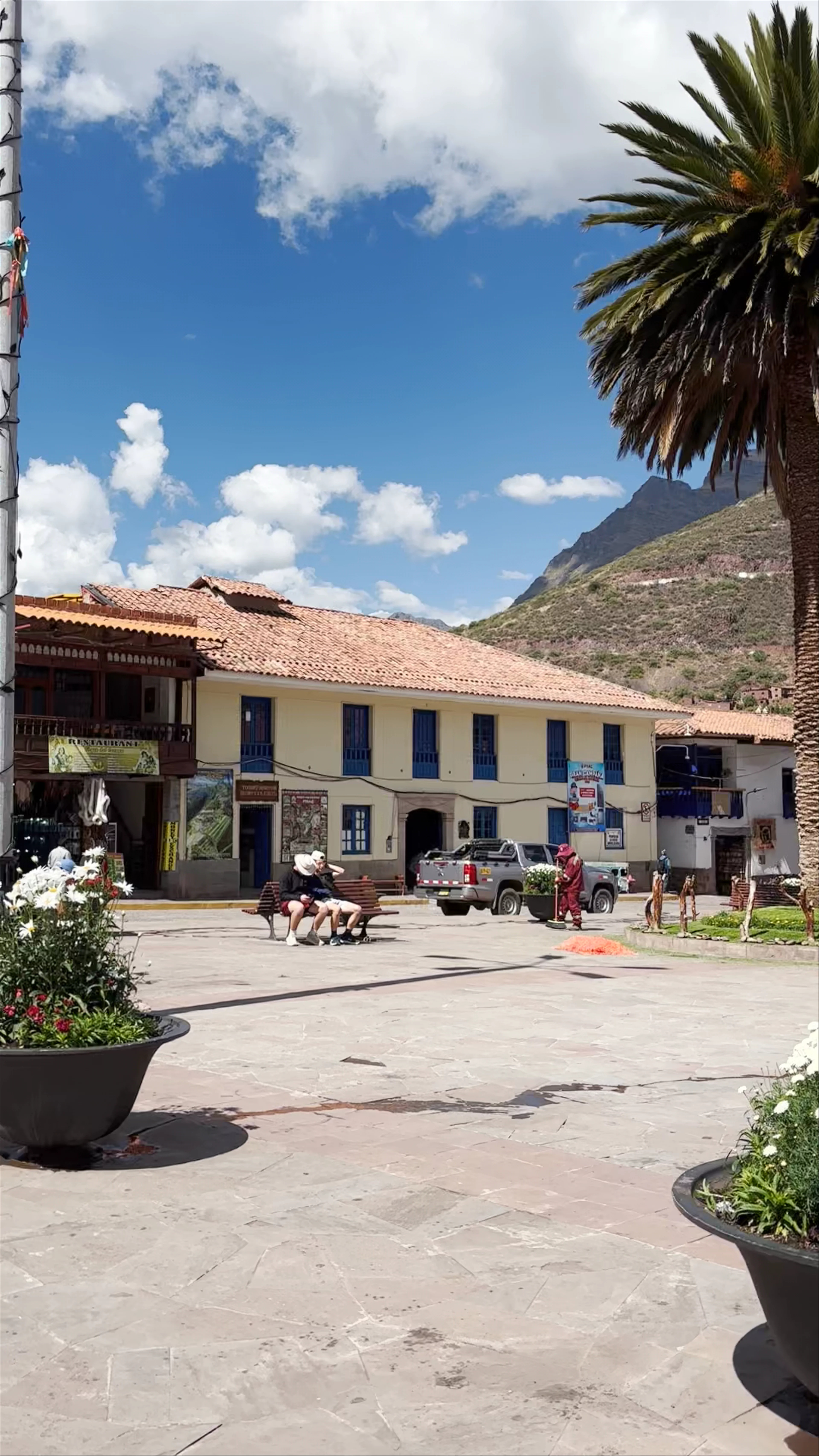 Plaza Constitución de Pisac