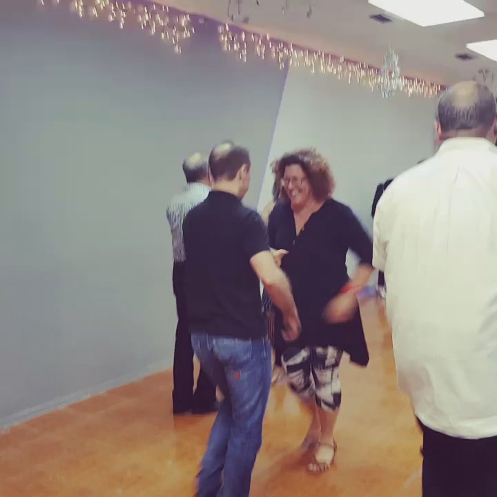 Liquid Silver Salsa - Salsa classes with Al Liquid Silver - Dance Schools Near Me - Miami, Florida