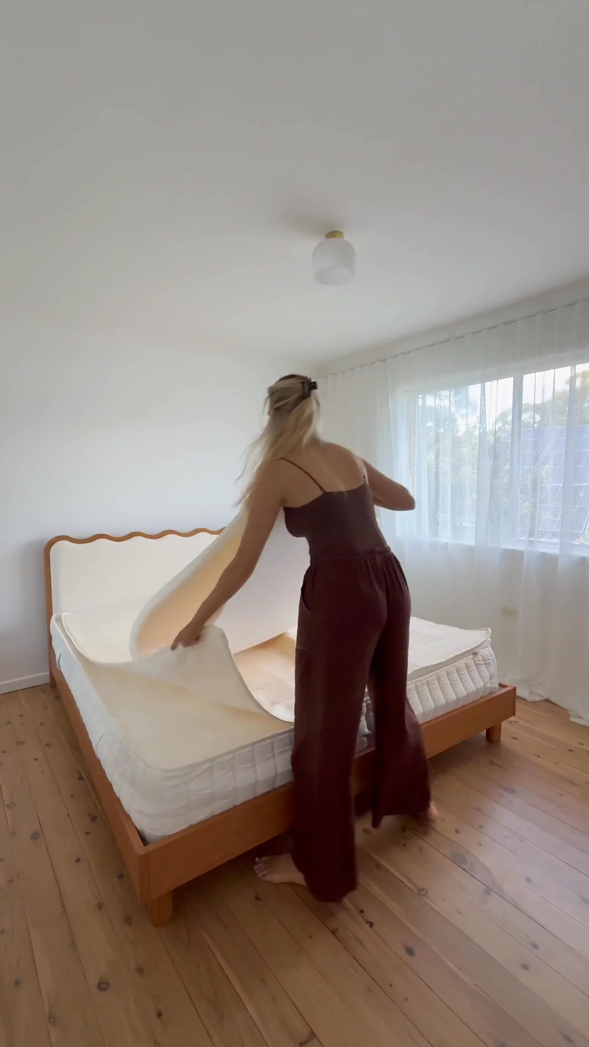 Style my guest bedroom with me