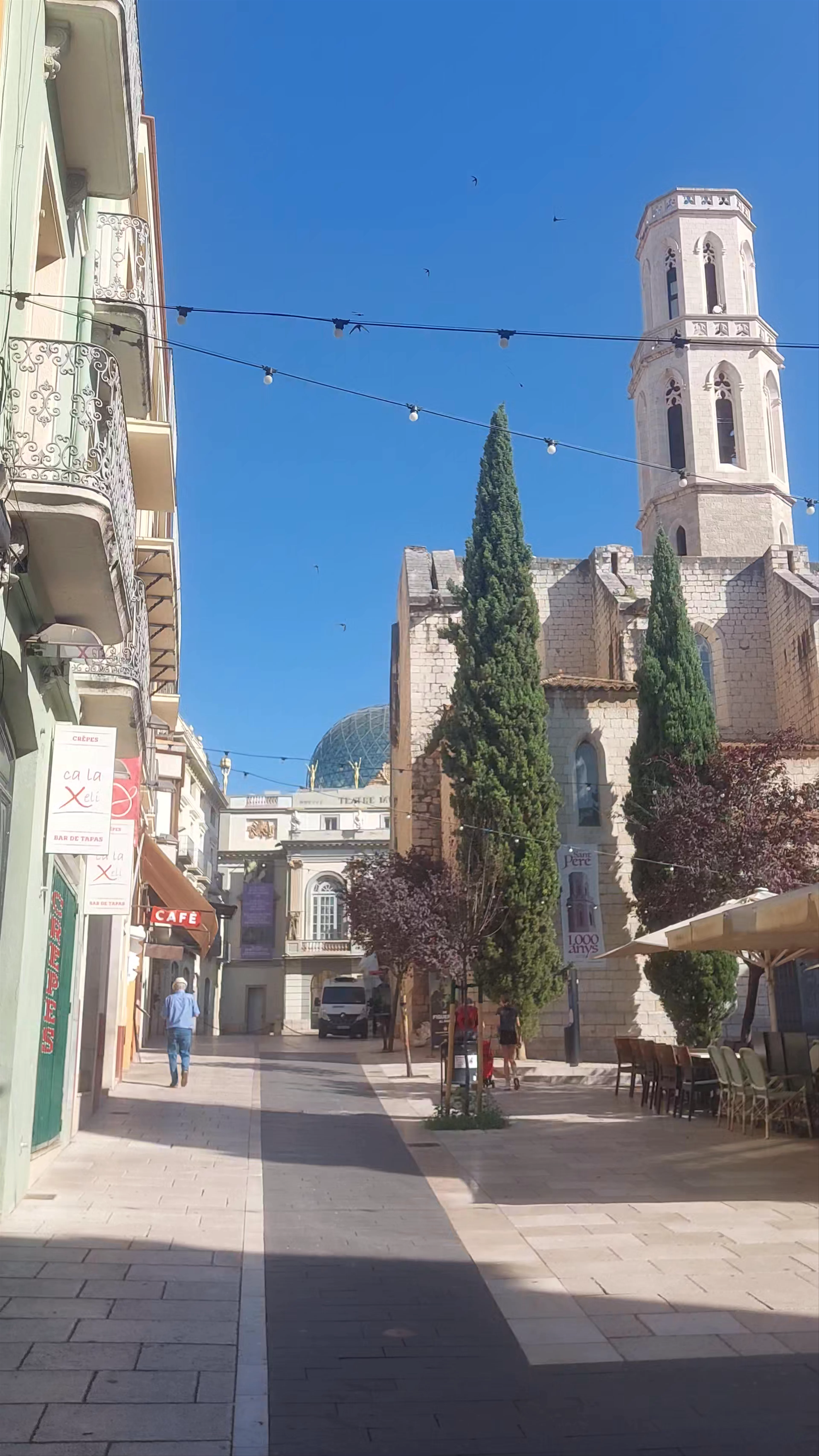 Església de Sant Pere, Carrer de l'Església