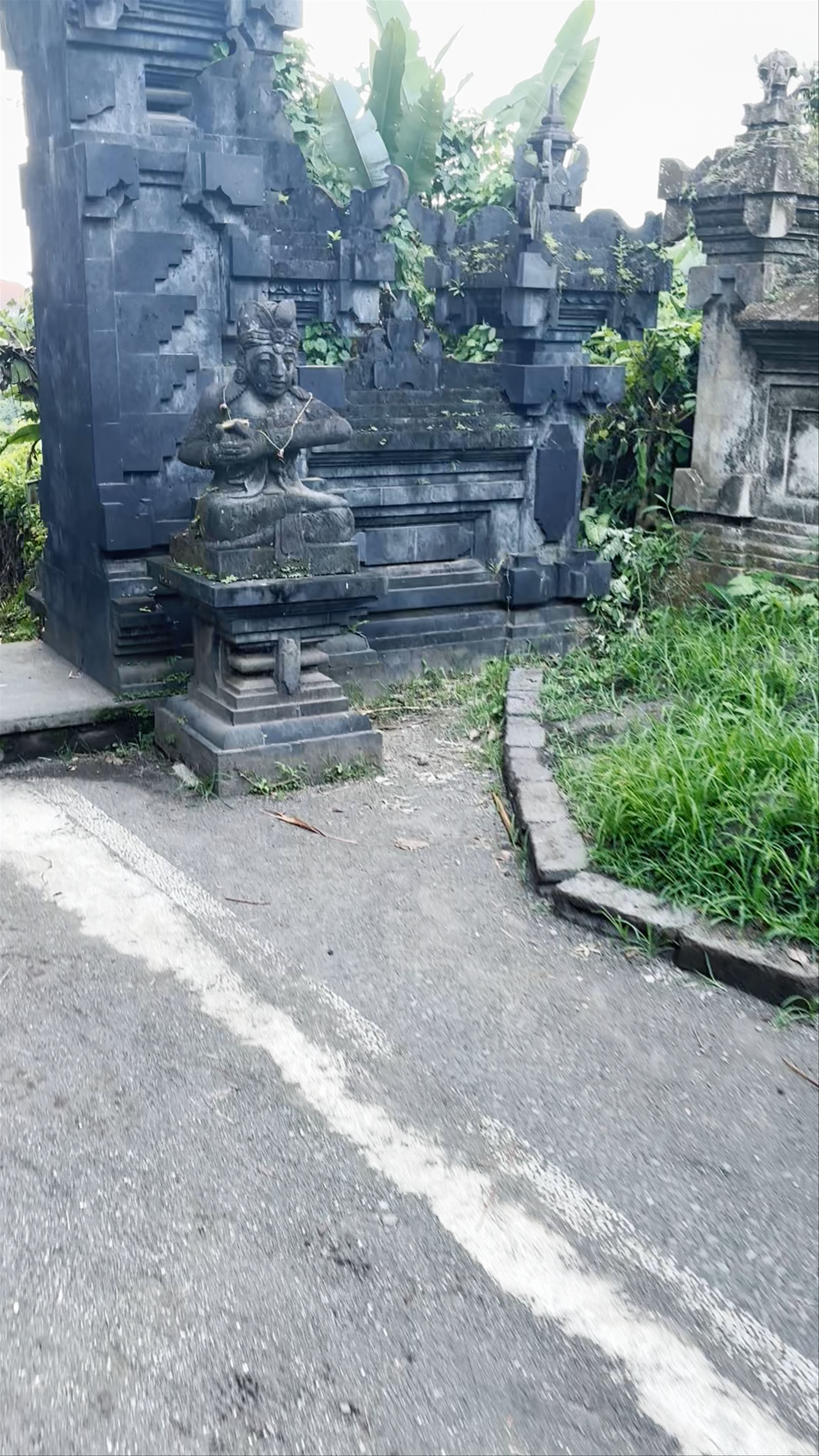 BR. ADAT BANGKIANG SIDEM