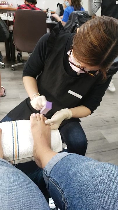 Ballet Nail Salon - Getting treated like a queen. - Nail Salons Near Me - Corona, New York