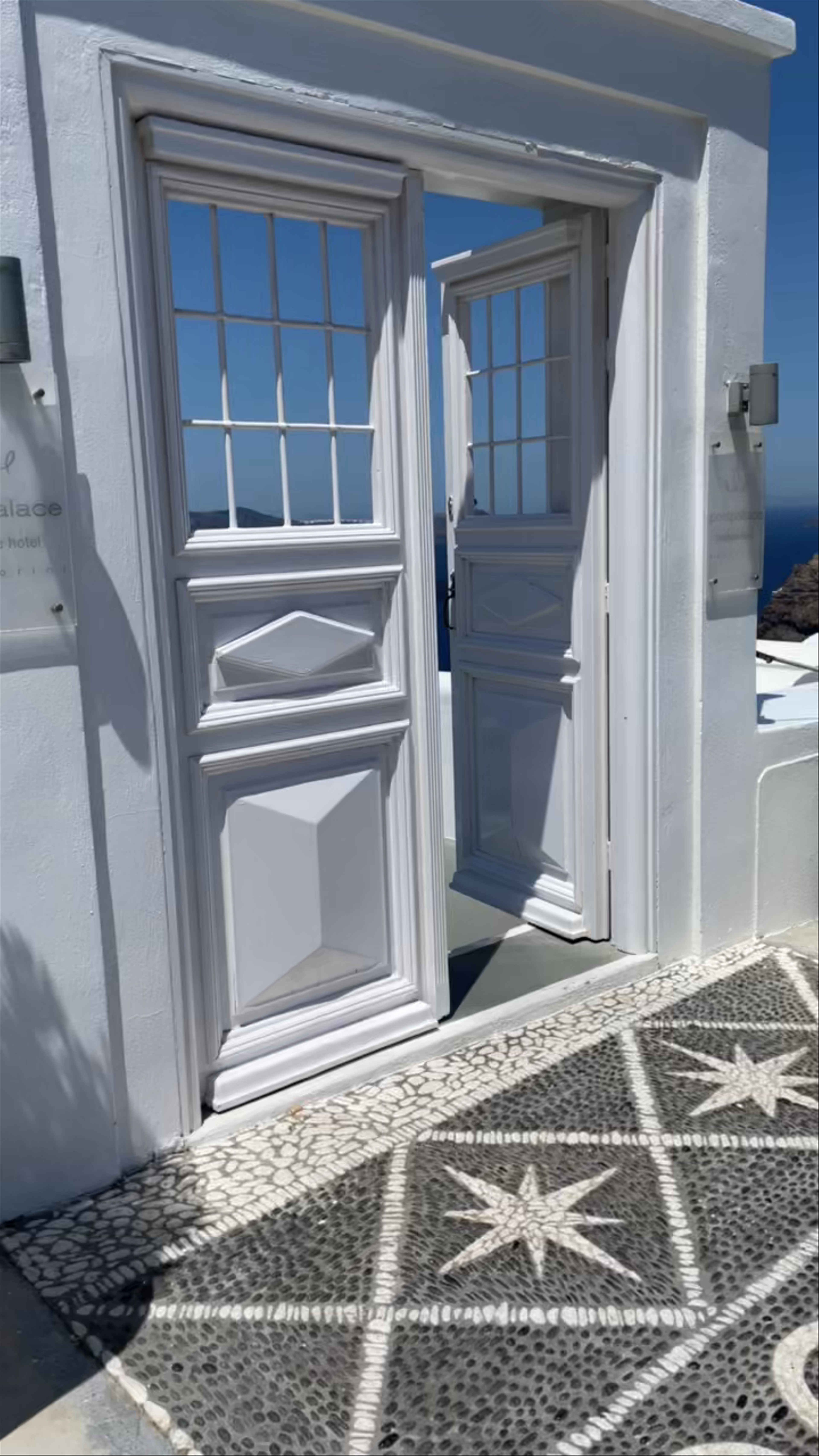 Petit Palace Suites