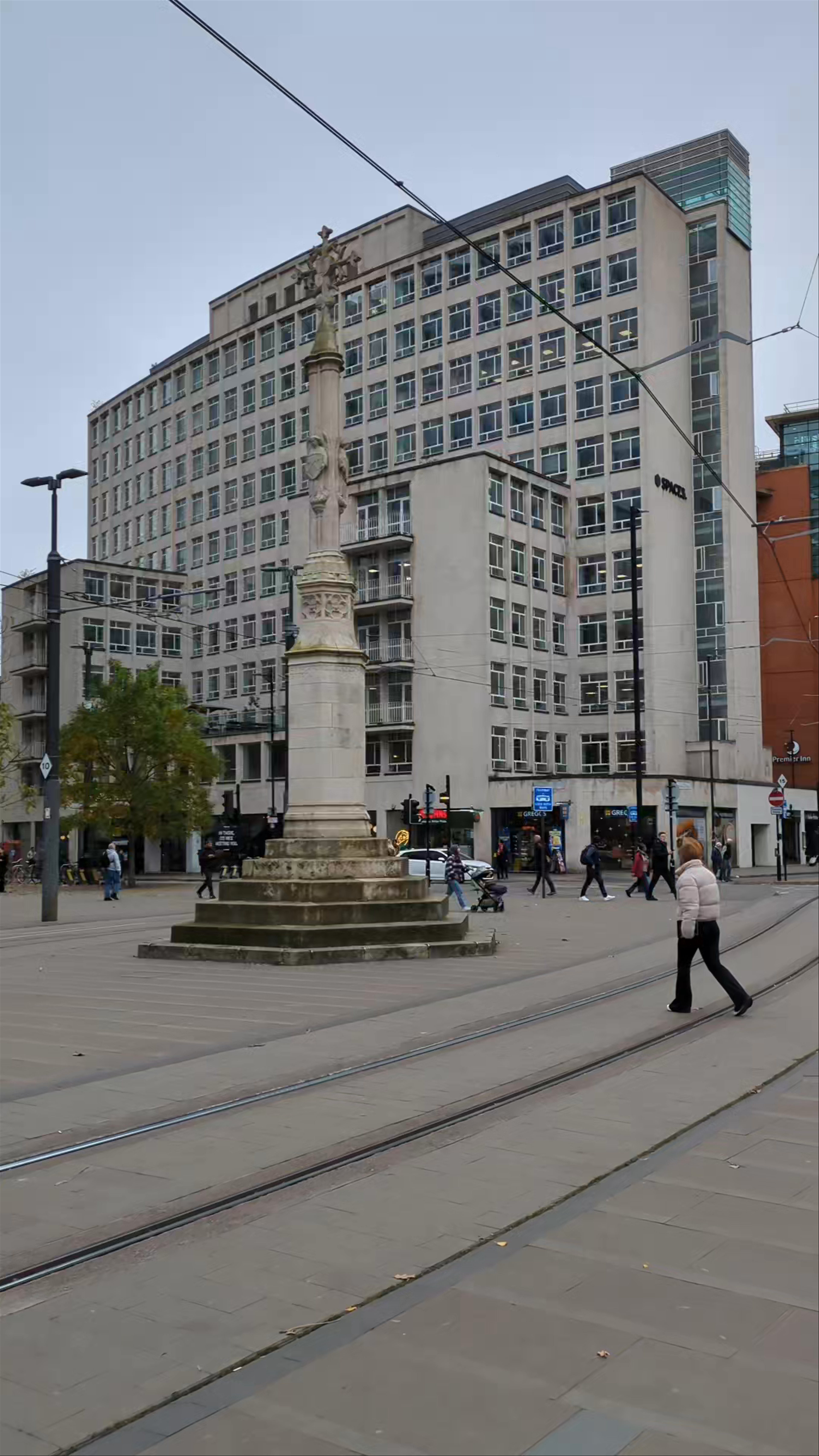 St. Peter's Square: Historic Urban Heart of Manchester