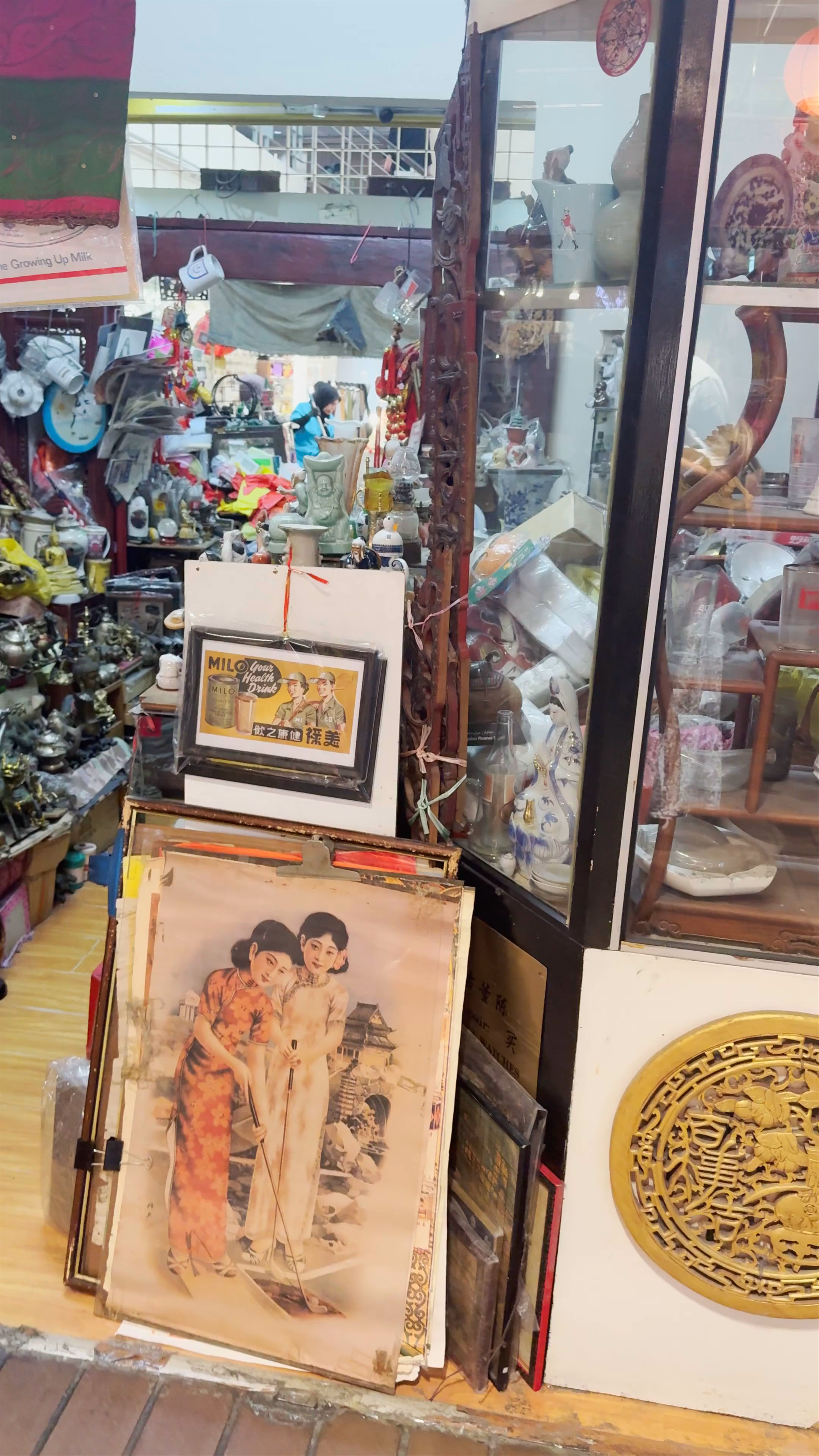 Exploring Central Market: Vibrant Handmade Finds and Cultural Treasures in Kuala Lumpur