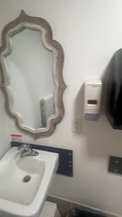 Bene's - Bathroom has diaper area - Breakfast & Brunch Near Me - Cheney, Washington