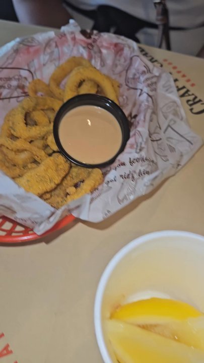 Crafty Crab - Calamari, seafood bags, and mimosas! - Seafood Near Me - Cedar Hill, Texas