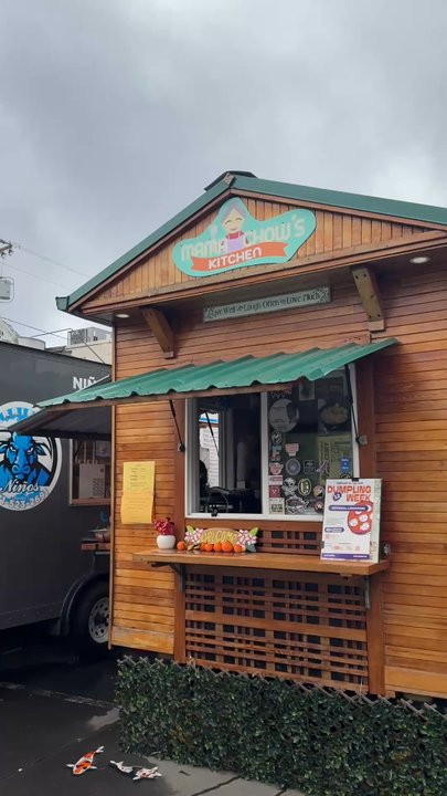 Mama Chow's Kitchen - The cart - Food Trucks Near Me - Portland, Oregon