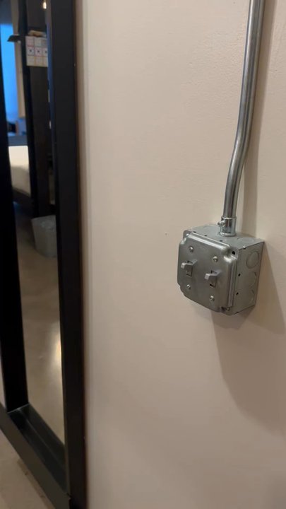 FOUND:RE Phoenix - 7th floor. Industrial vibes. - Hotels Near Me - Phoenix, Arizona