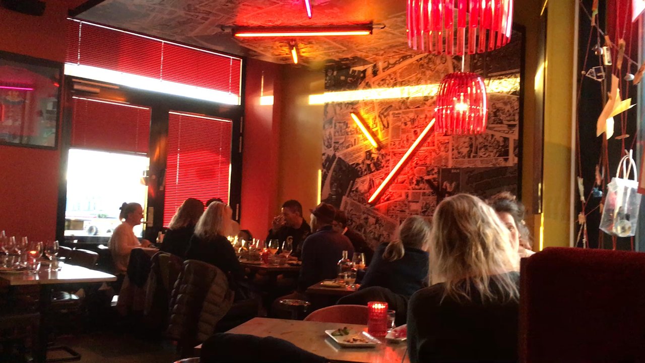 Escalón Tapasrestaurant - Video inside the restaurant - Tapas/Small Plates Near Me - Oslo, 03