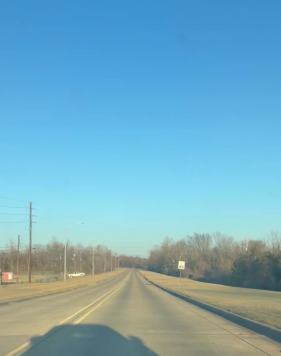 Murphy USA - I'm on E. After days of ice and snow, now thawed, I'm out and about and on the way to this gas station. Golden Earring - Twilight Zone. - Gas Stations Near Me - Shreveport, Louisiana