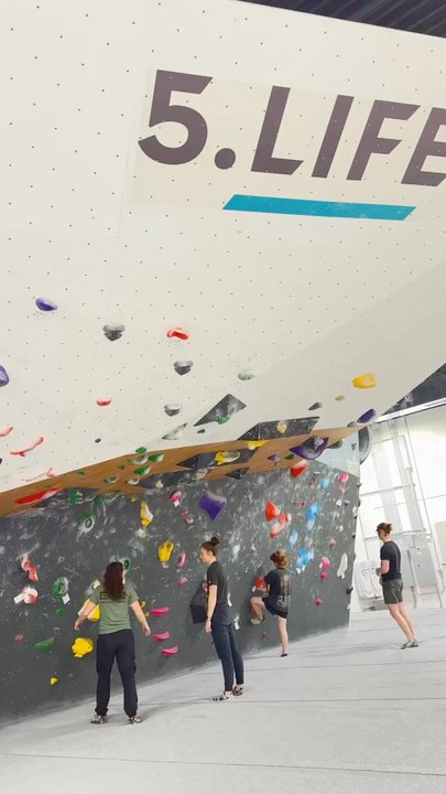 Bloc Garten - Bouldering rock climbing gym with a variety of difficulty levels. - Climbing Near Me - Columbus, Ohio