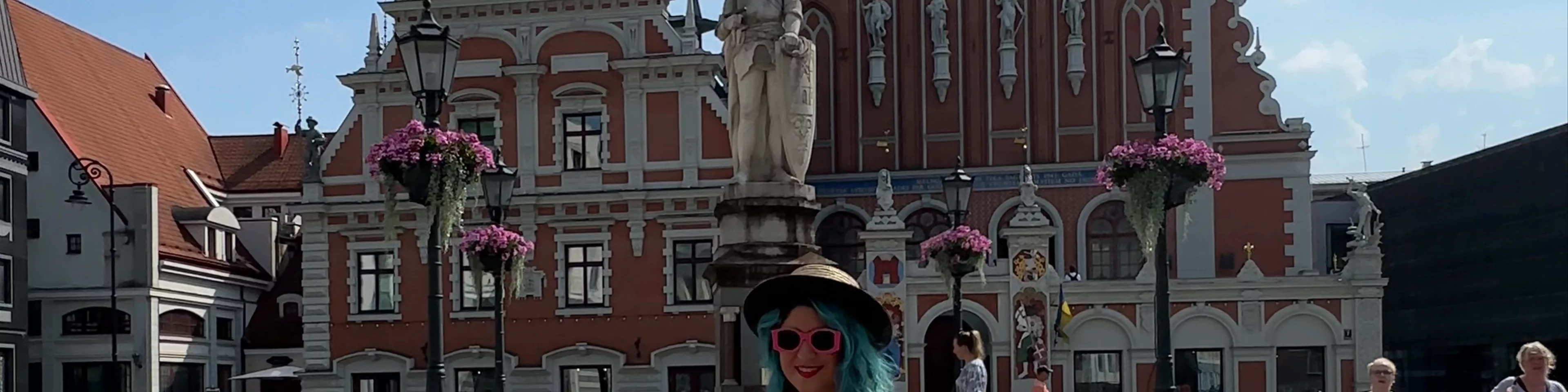House of the Black Heads