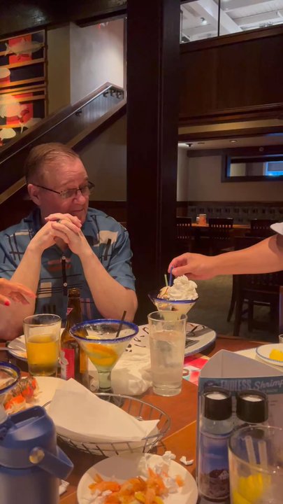 Red Lobster - HBD, Steve! - Seafood Near Me - Tigard, Oregon