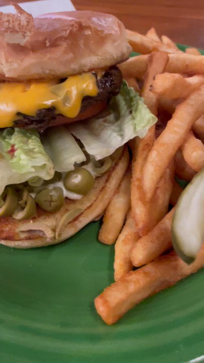 The Friendly Tavern - Burger was delicious - American Near Me - Coloma, Michigan
