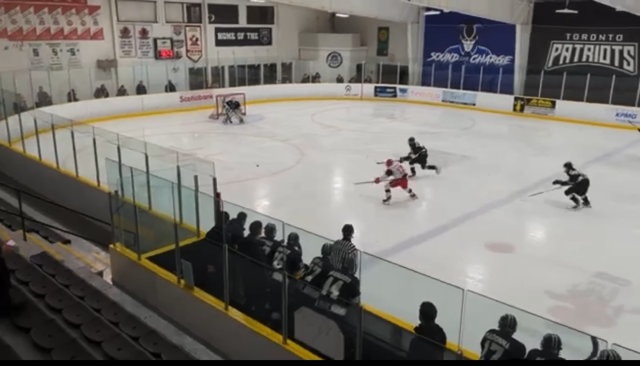 Daniel Ongaro's Dominant Forecheck Leads to Scoring Chance vs VK semi final 3/13/26