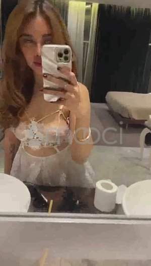 Ratu lutfia Hong Kong Escort Video #9279