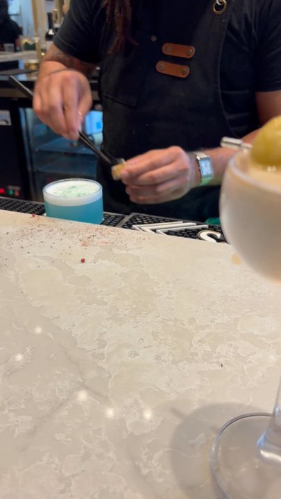 The Moniker - Sparkles - Cocktail Bars Near Me - St. Louis, Missouri