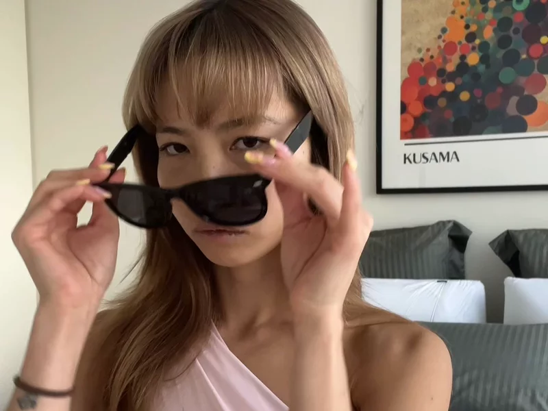 Voice over relatable style video