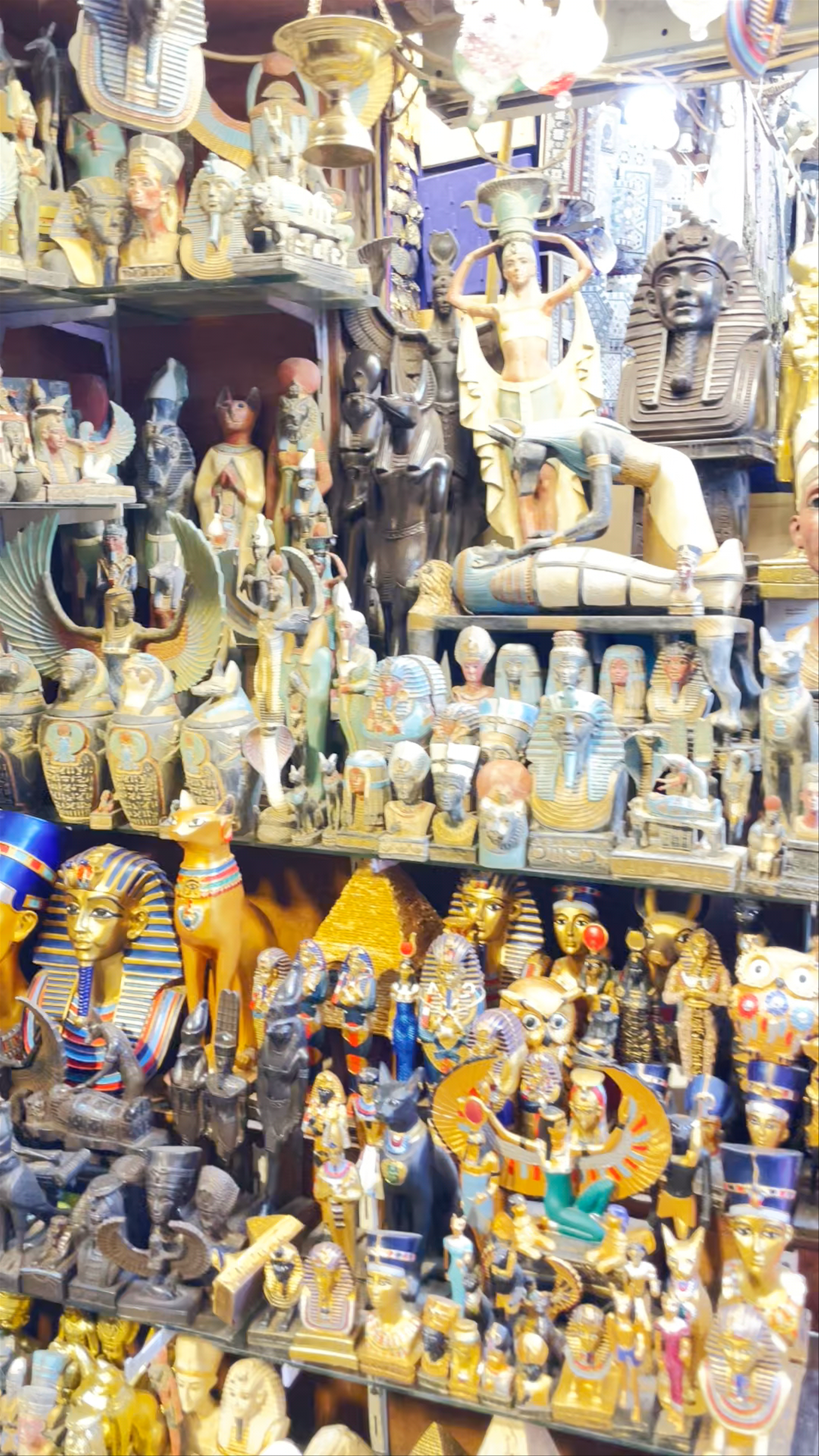 Jan el-Jalili Bazaar: Discover the Timeless Treasures of Cairo