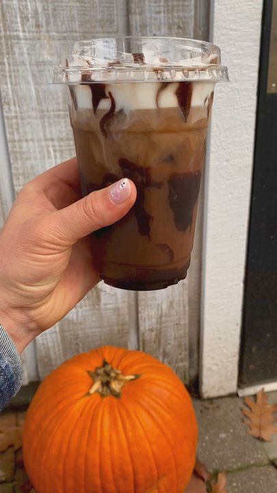 The Roasted Rooster - Coffee & Tea Near Me - Intercourse, Pennsylvania