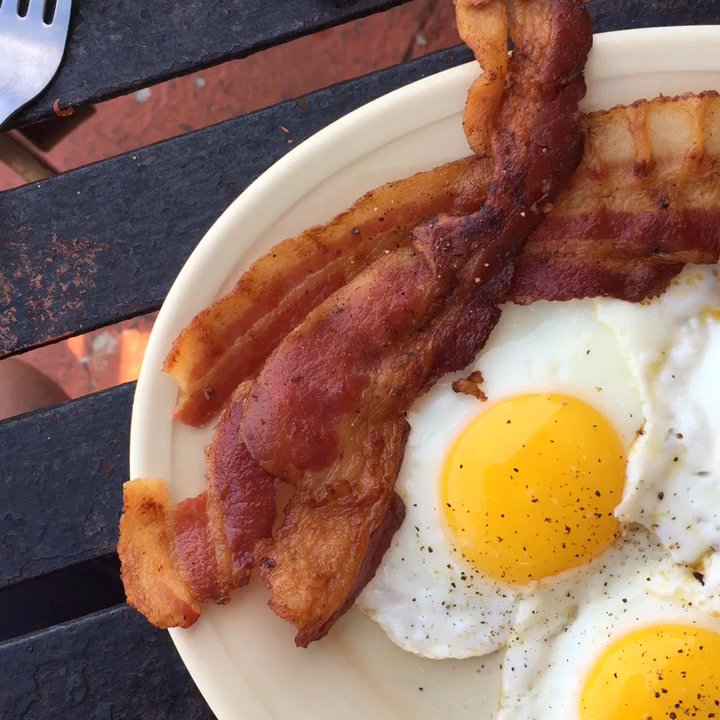 The Lunchbox - How good does this look!  I dub it "The Intersection"! - it's as good as it looks. - Diners Near Me - Tallahassee, Florida