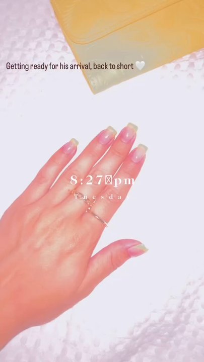 Blooming Nails - These are my natural nails with hard gel that helped me grow my nails beautifully. - Nail Technicians Near Me - Burlingame, California