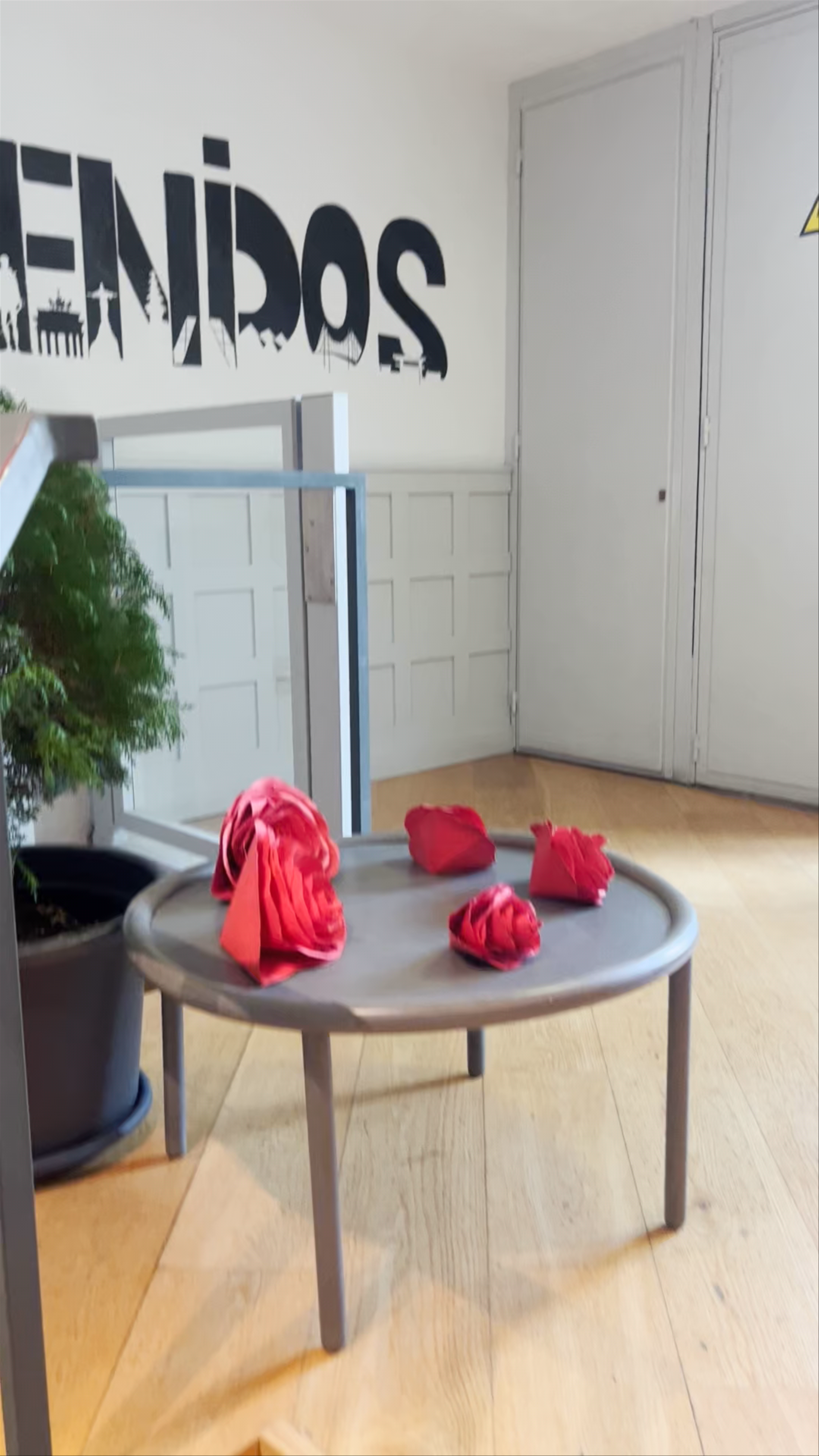 Anexo Café-Bistró: Cozy Artistic Escape in Alcalá de Henares