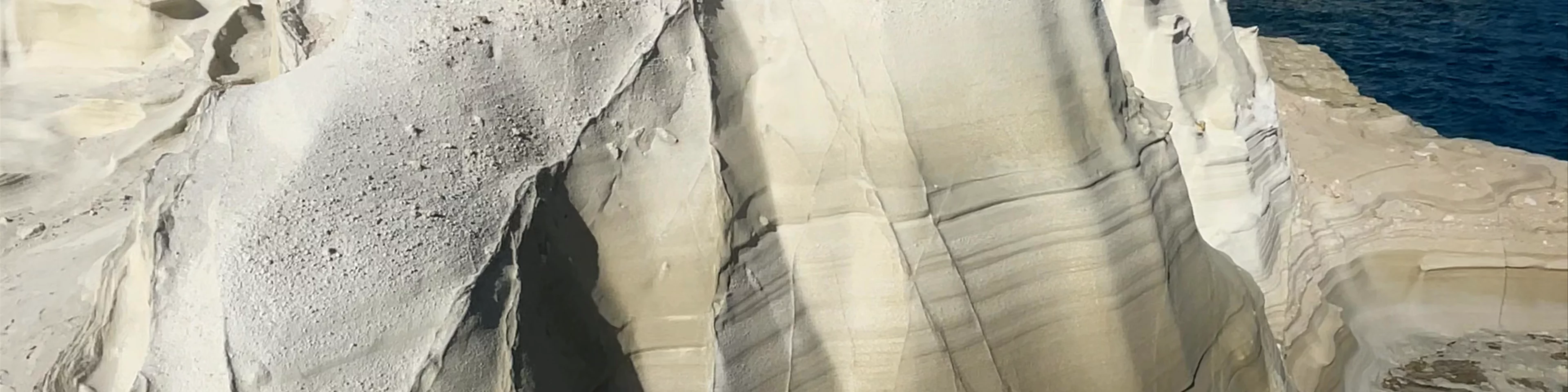 Sarakiniko Beach