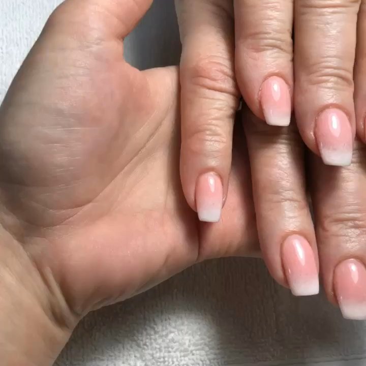 Top Nails - Dip ombré by Jenny - Nail Salons Near Me - Manahawkin, New Jersey