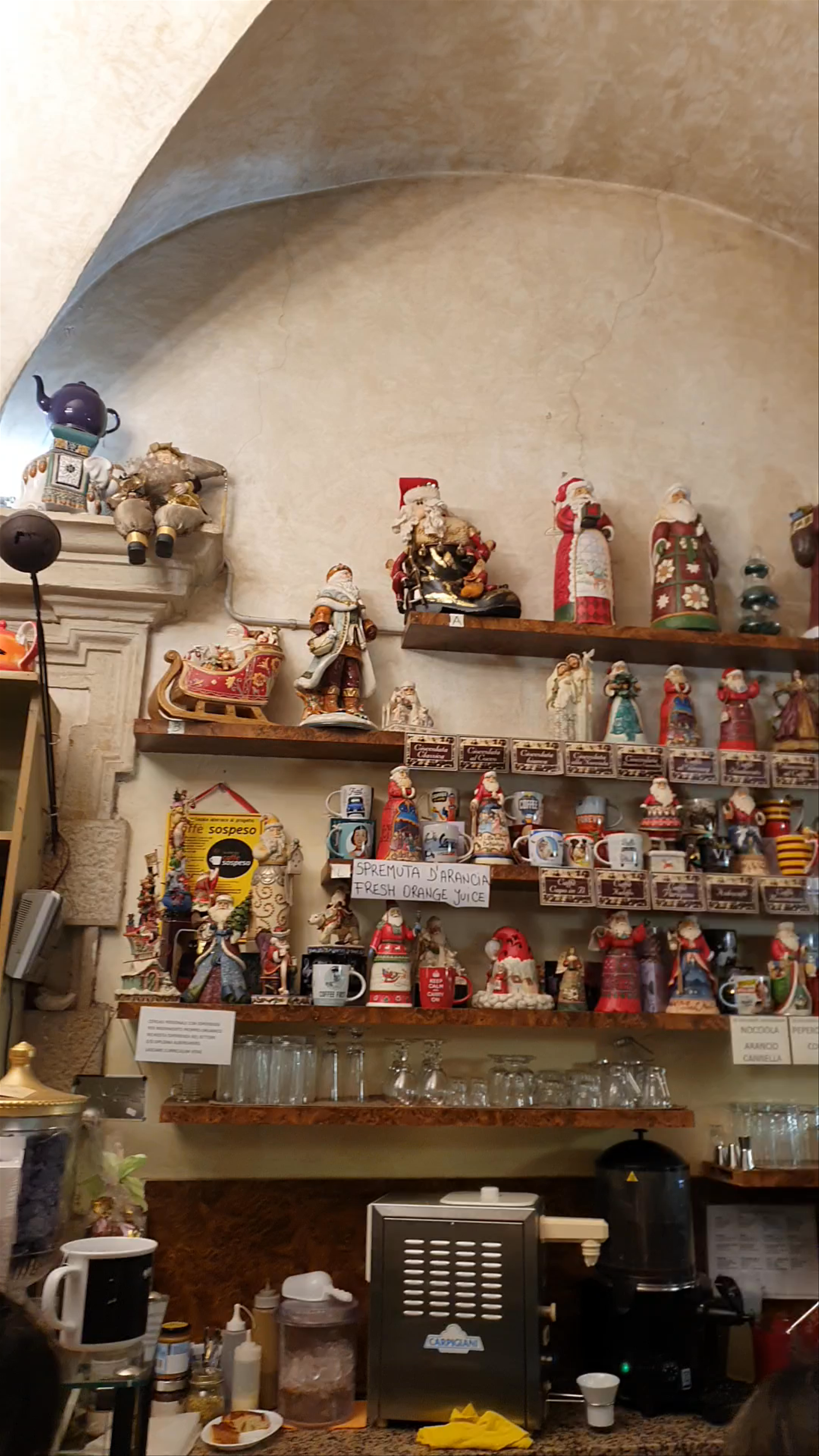 Cozy Charm of Caffè Borsari in Historic Verona