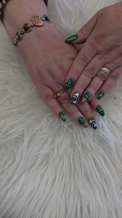 Star Nails - Nail Salons Near Me - Garfield, New Jersey