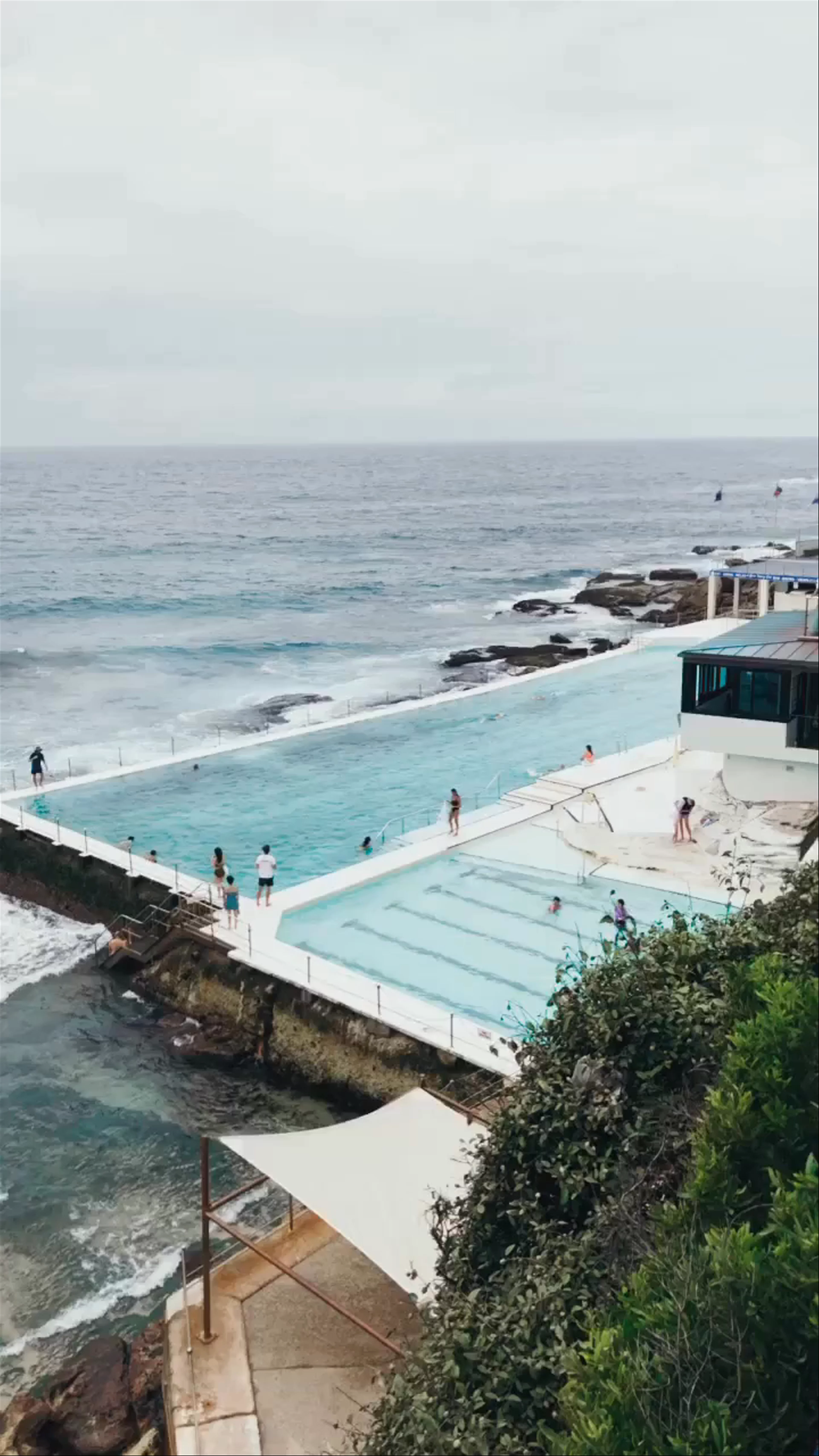 Icebergs Dining Room and Bar