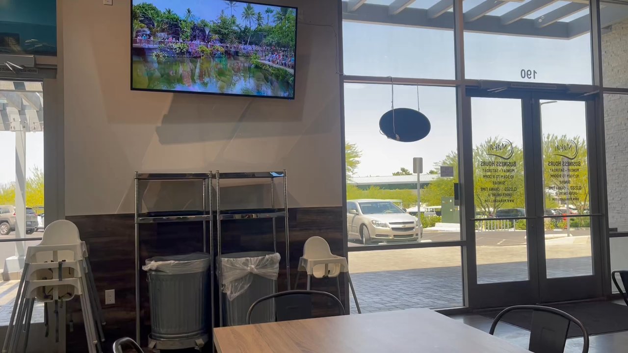 Makai Island Grill - Amazing atmosphere with a cool vibe!  Very clean store location with tons of seating! - Hawaiian Near Me - Henderson, Nevada