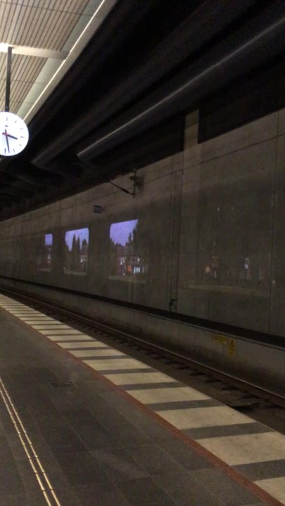 Malmö Centralstation - Inside the station platform - Public Transportation Near Me - Malmö, M
