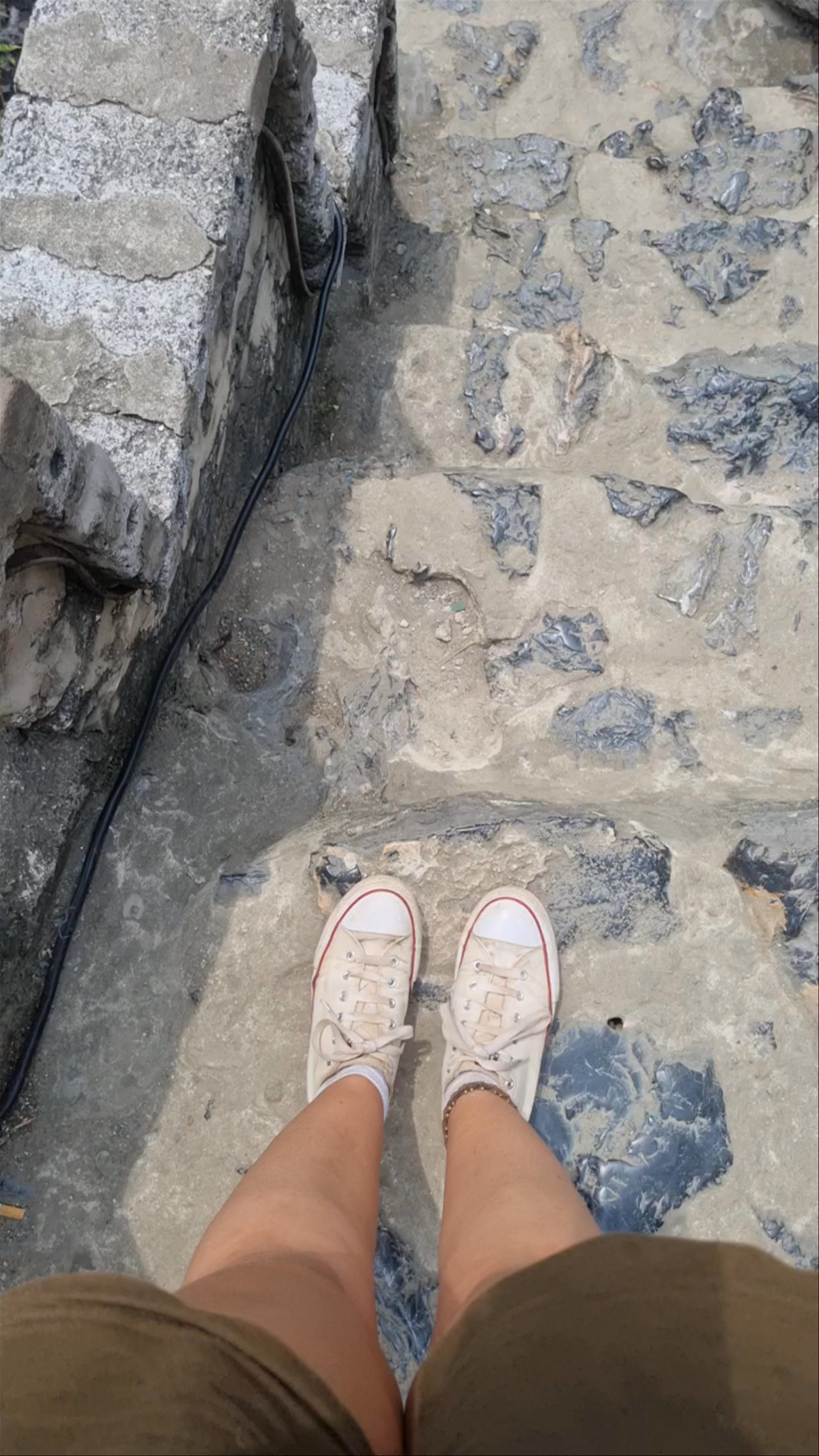 Viewpoint Đầm sen Hang múa